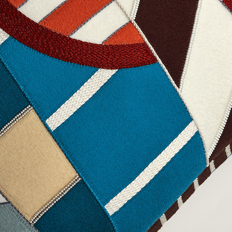 刺繍クッション 《パッチワーク・サドル》 | Hermès - エルメス 刺繍クッション 《パッチワーク・サドル》 | Hermès - エルメス